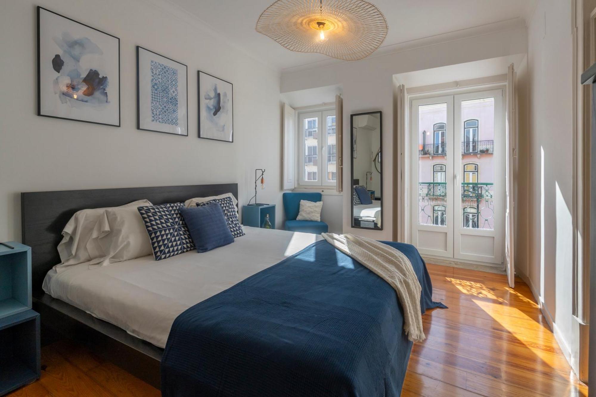 Superb Apartments Overlooking Graca In Lisboa Exterior foto